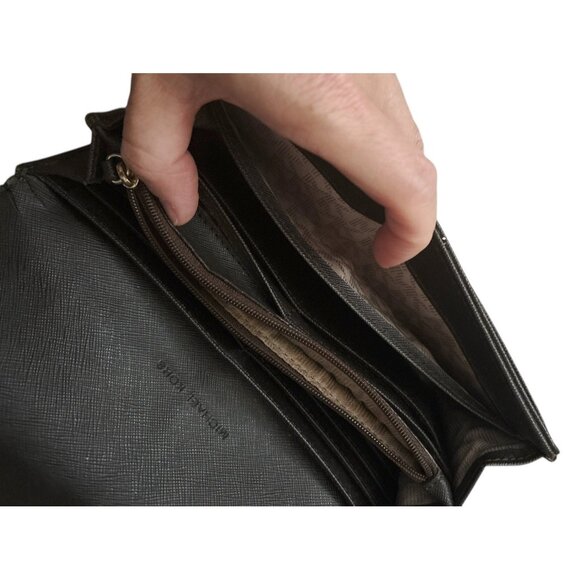 MICHAEL KORS Fulton Brown/Gold Snap Flap Carryall Wallet - Picture 8 of 11